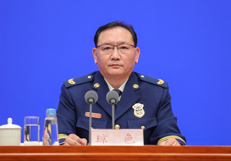 爱操逼视频大鸡巴好爽不要停操我应急部党组成员、消防救援局局长琼色出席新闻发布会